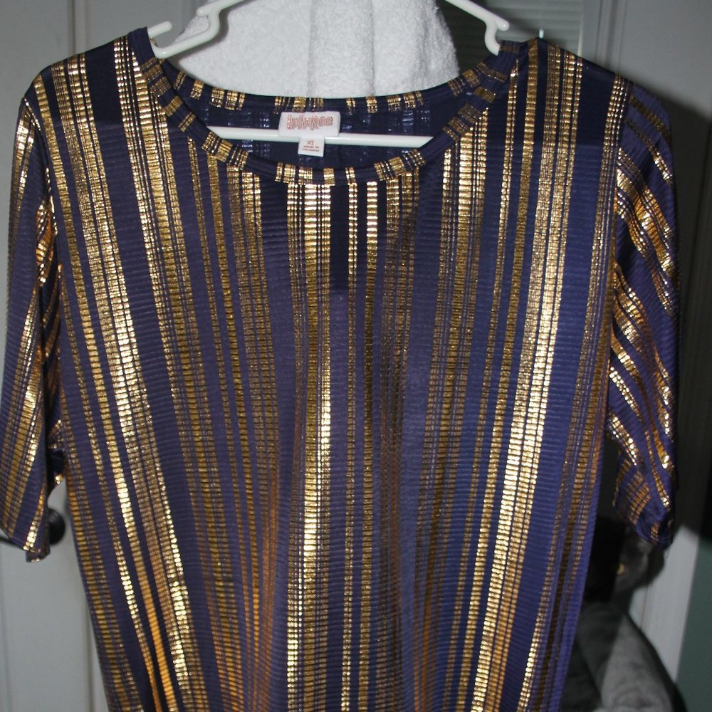 Lularoe Classic T Shirt